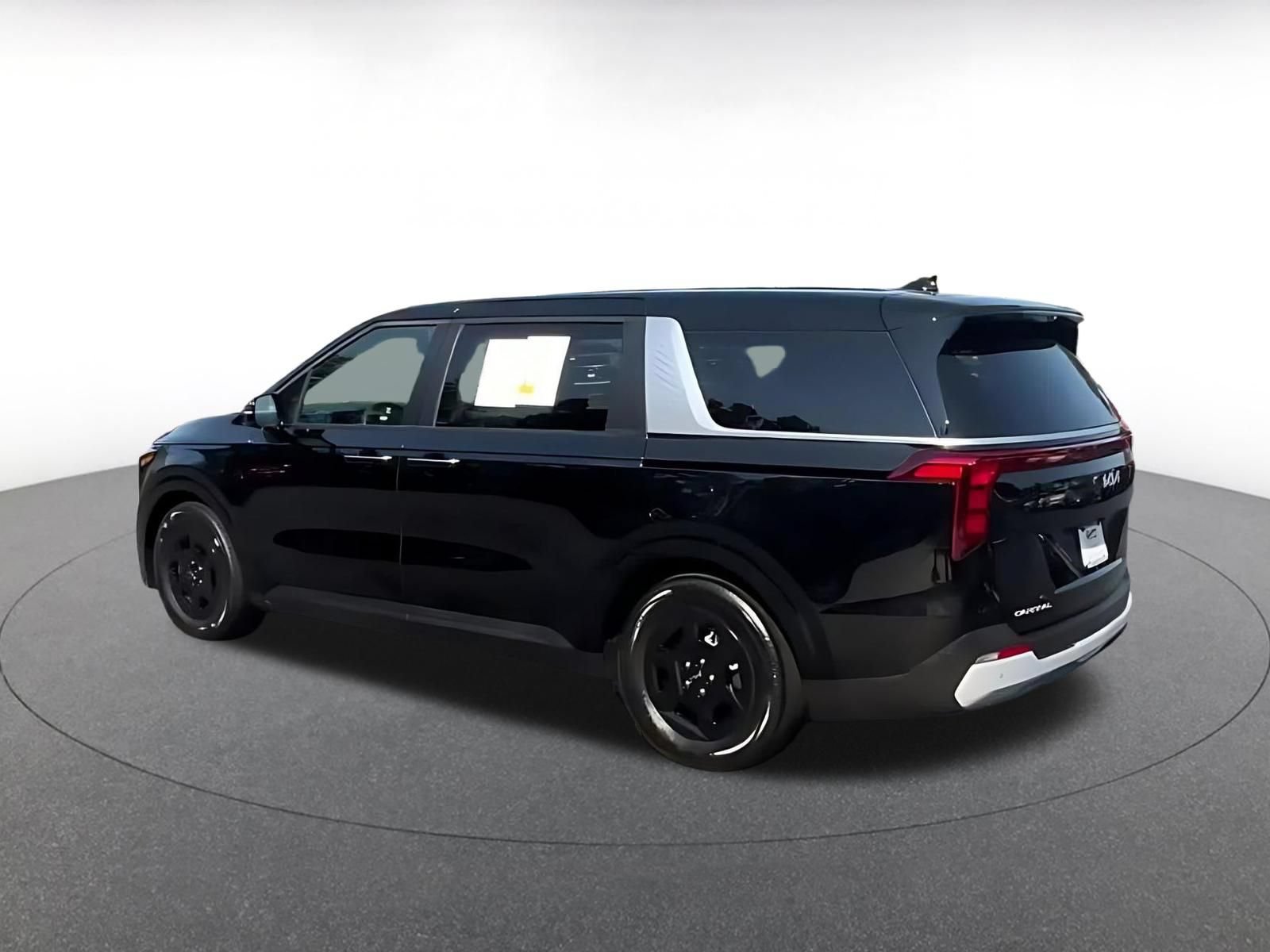 Thumbnail: 2026 Kia Carnival - 11