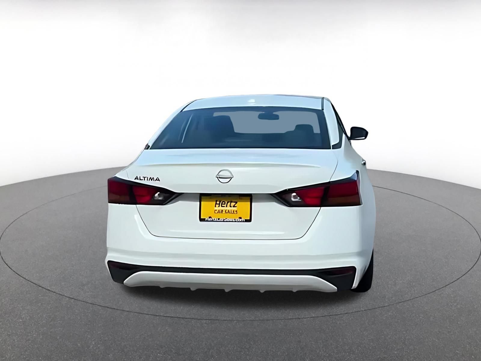 Thumbnail: 2025 Nissan Altima - 12