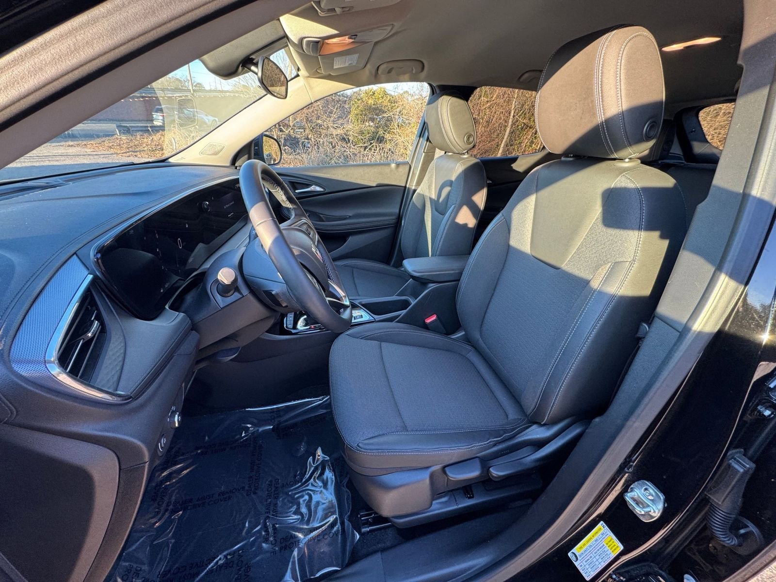 Thumbnail: 2025 Buick Encore GX - 31