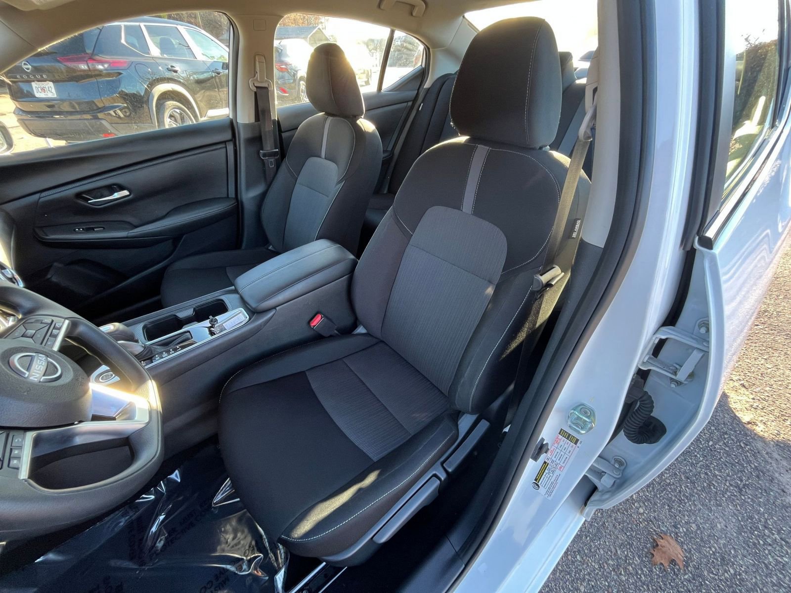 Thumbnail: 2025 Nissan Sentra - 31