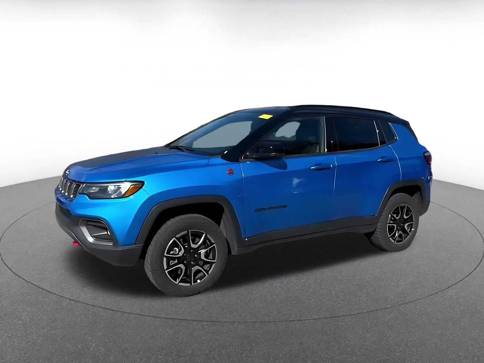 Thumbnail: 2025 Jeep Compass - 8