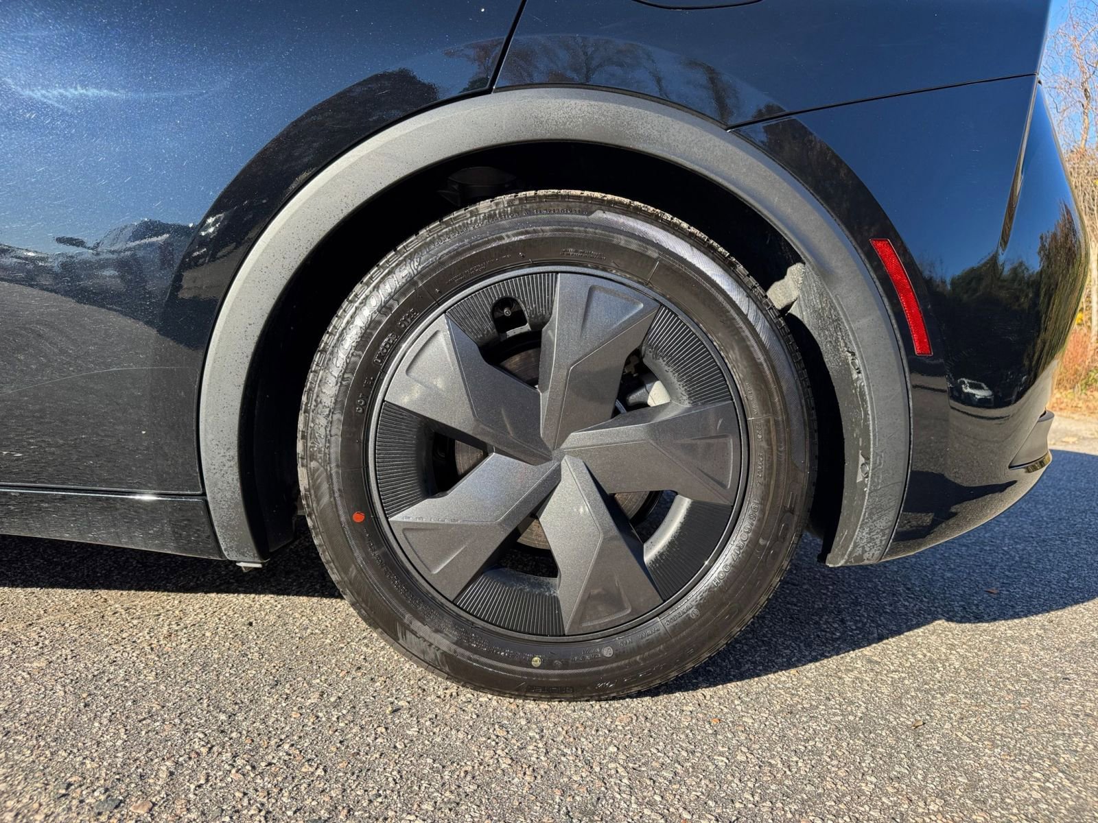 Thumbnail: 2025 Toyota Prius - 24