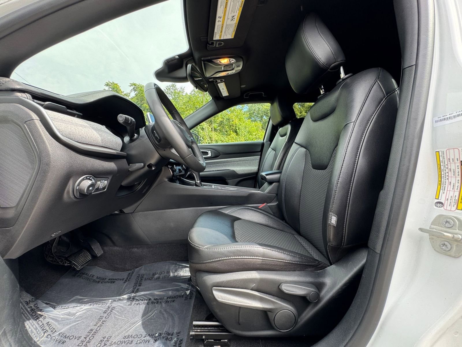 Thumbnail: 2023 Jeep Compass - 22