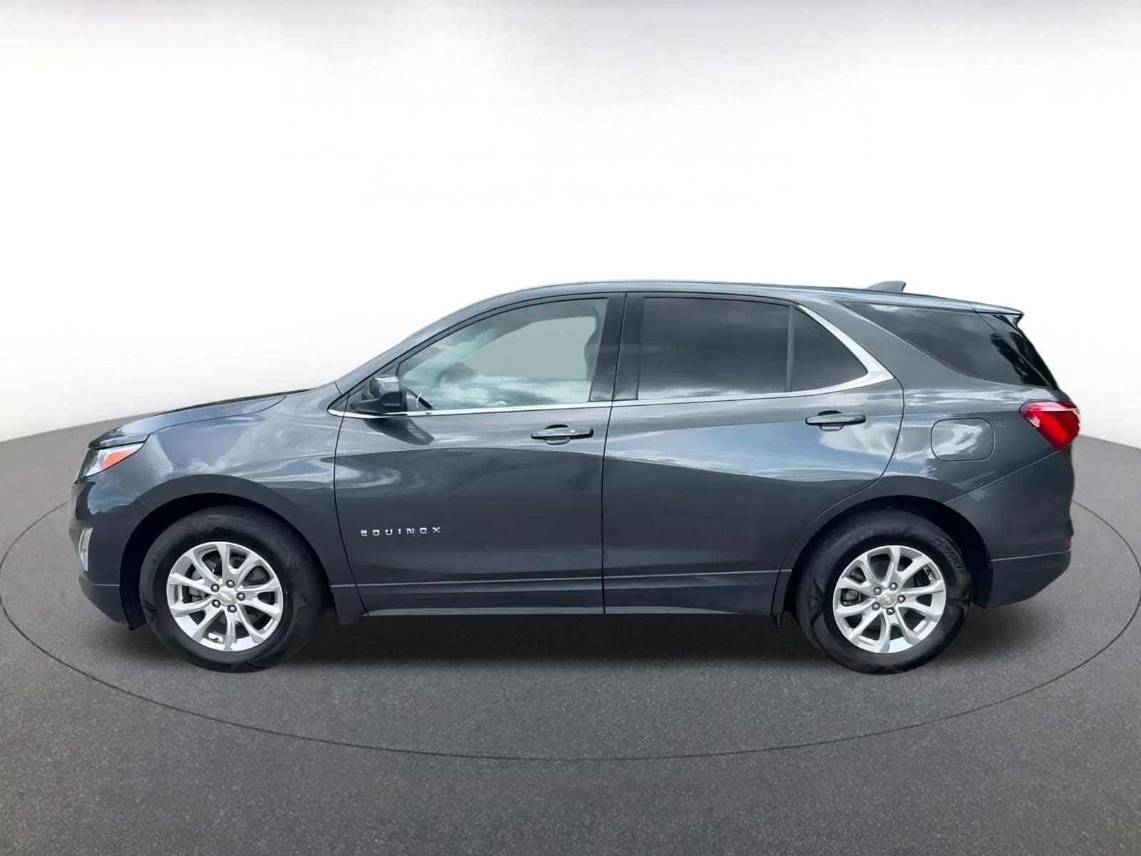 Thumbnail: 2020 Chevrolet Equinox - 9