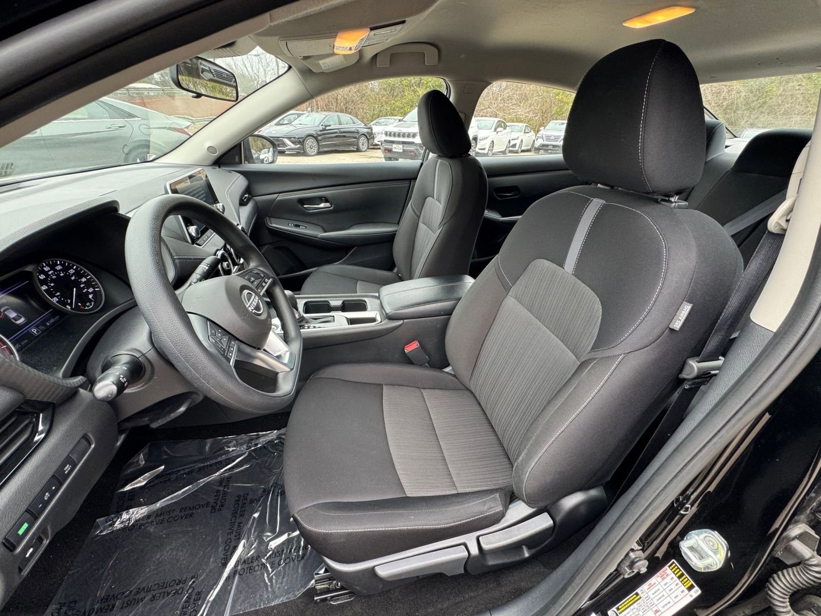 Thumbnail: 2025 Nissan Sentra - 32