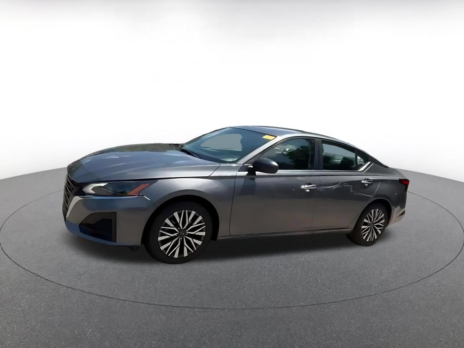 Thumbnail: 2025 Nissan Altima - 8