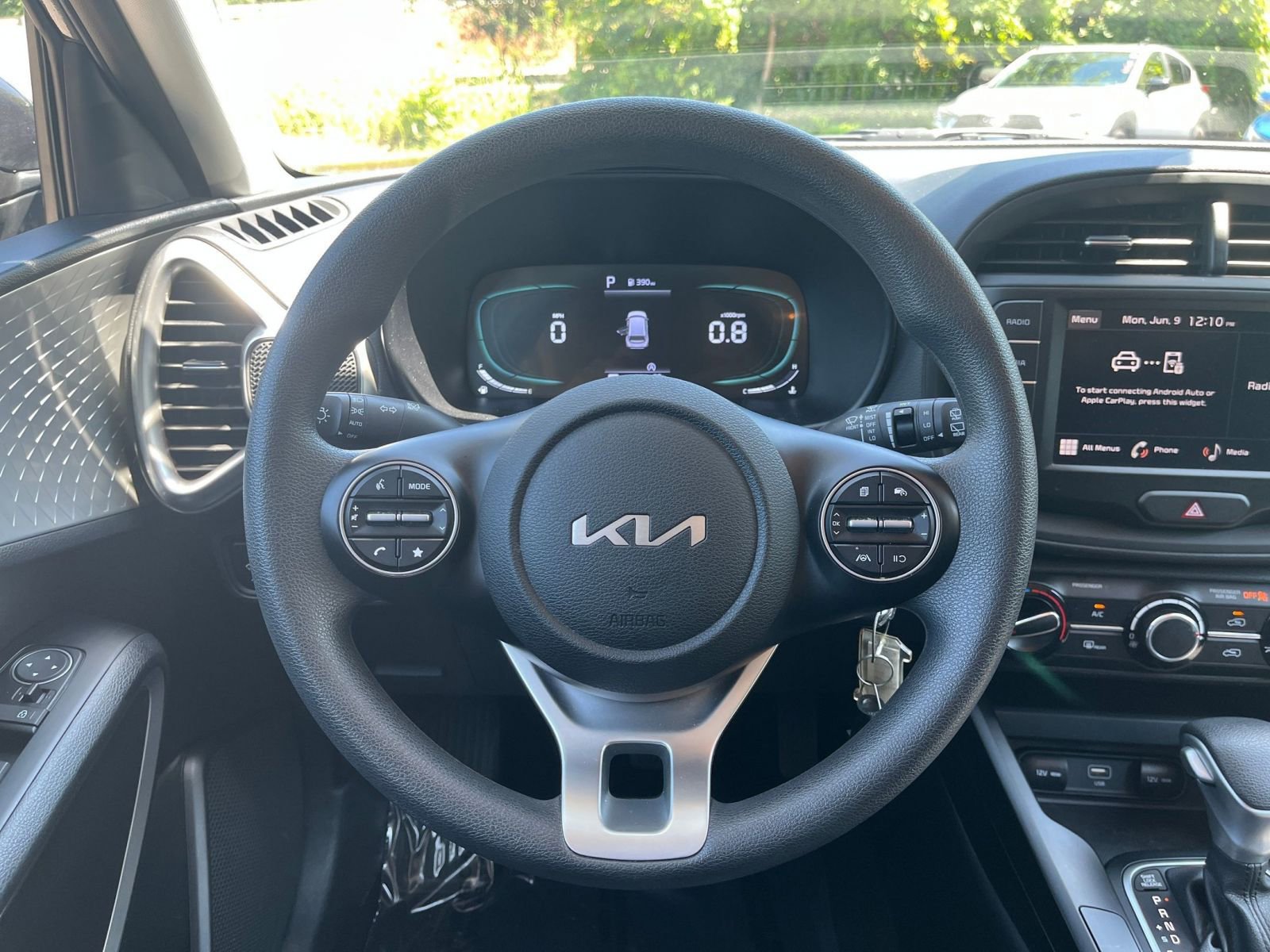 2024 Kia Soul LX 23