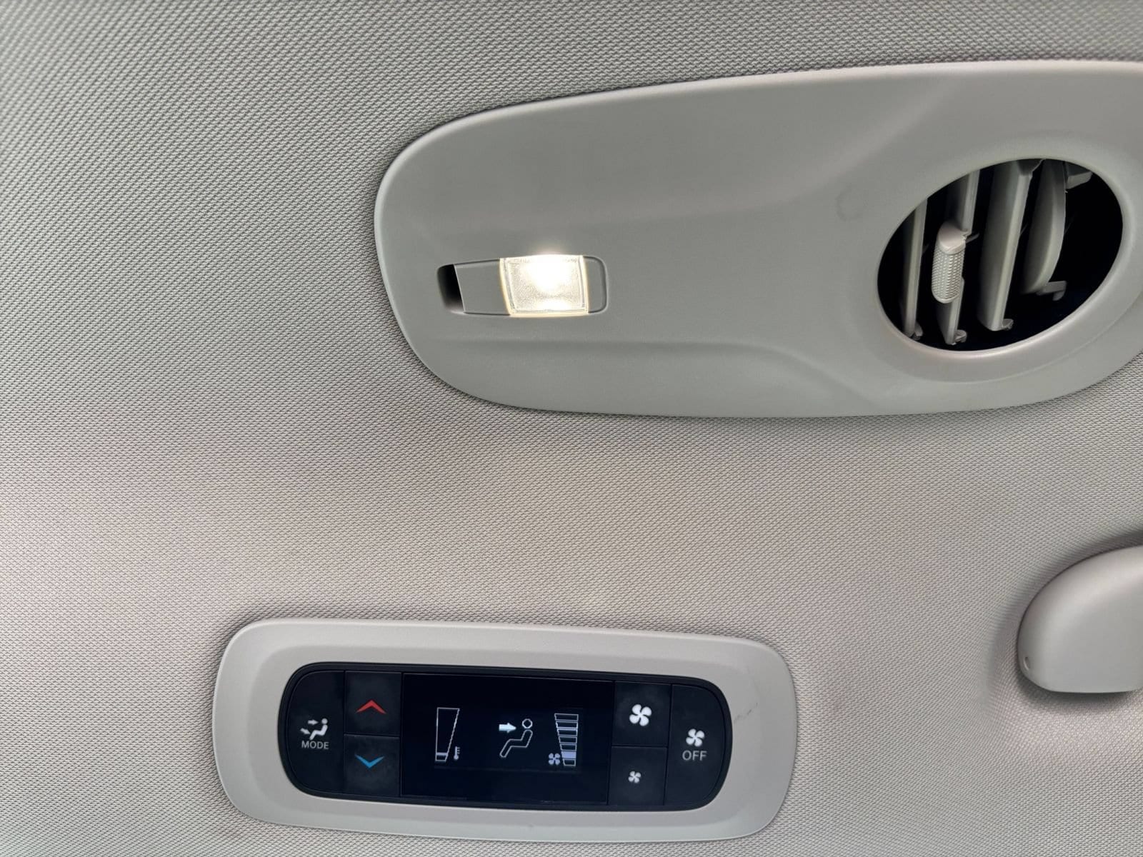 Thumbnail: 2024 Chrysler Voyager - 19