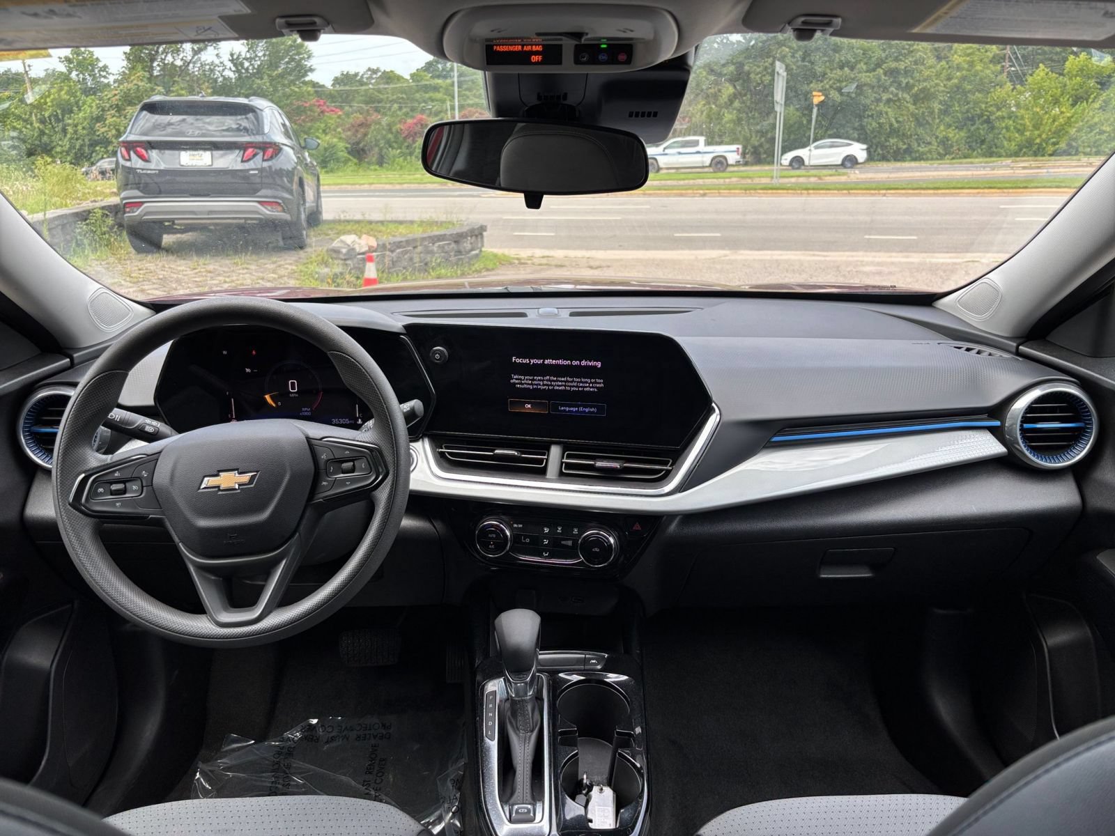Thumbnail: 2025 Chevrolet Trax - 24