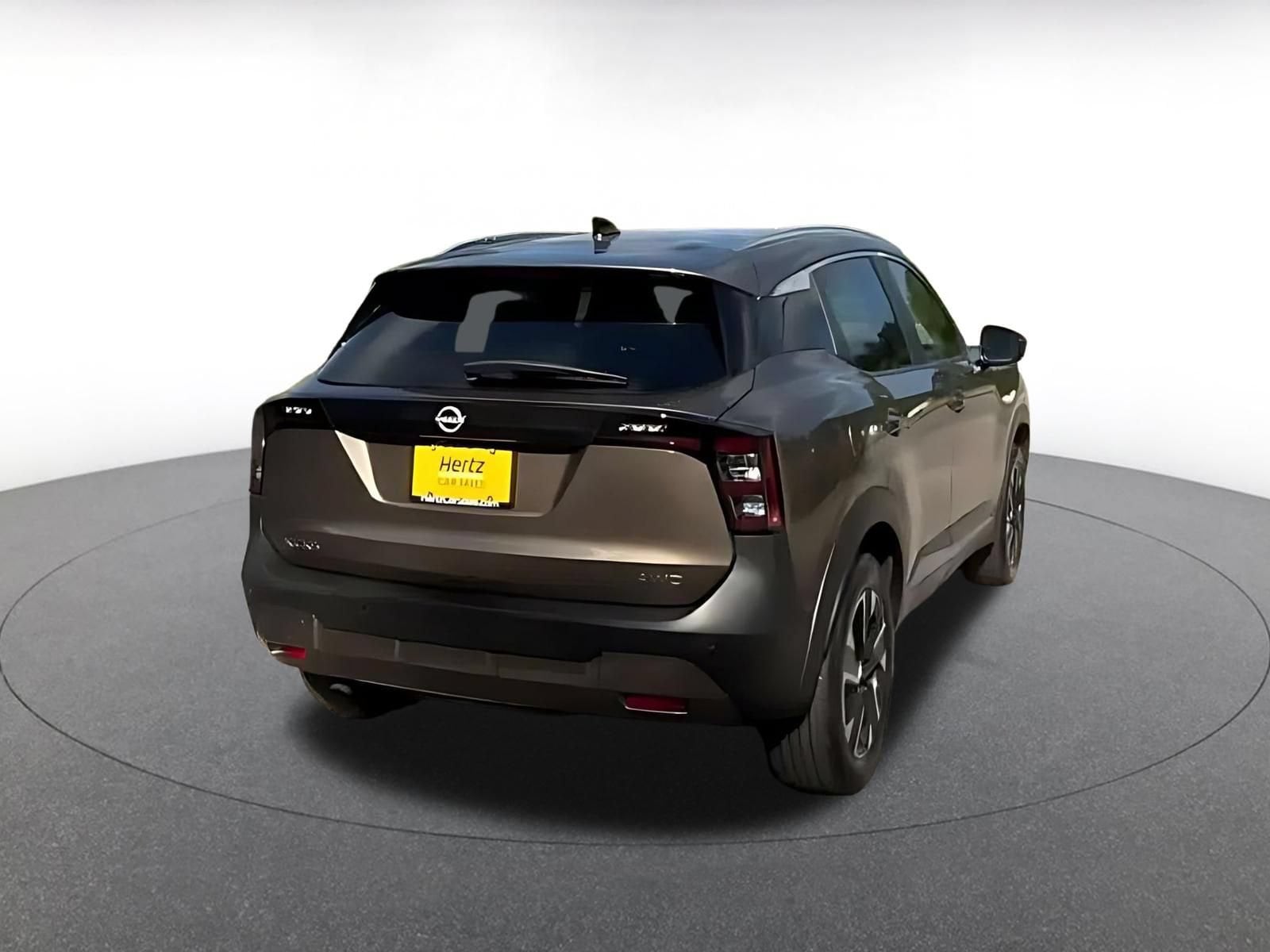 Thumbnail: 2026 Nissan Kicks - 13