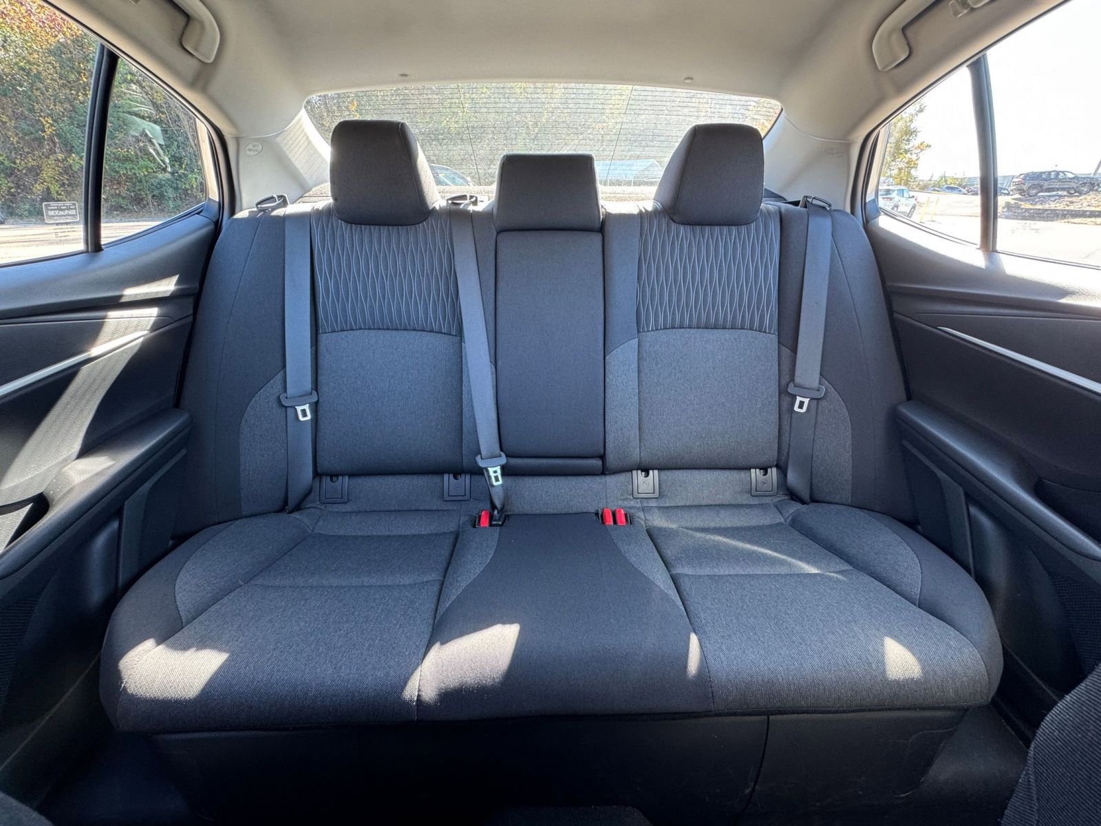 Thumbnail: 2025 Toyota Camry - 33