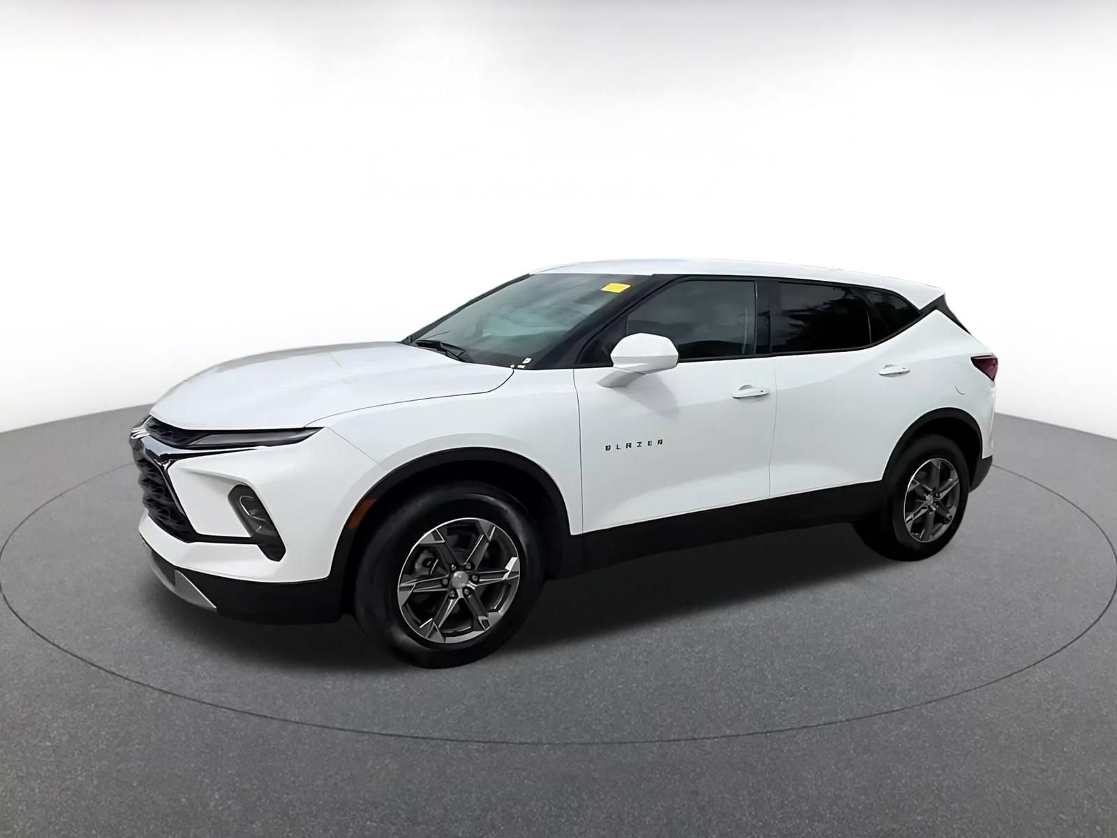 Thumbnail: 2026 Chevrolet Blazer - 8
