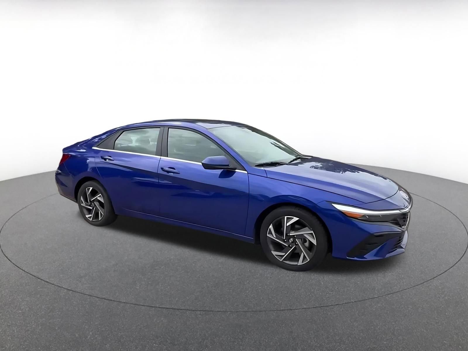 Thumbnail: 2025 Hyundai Elantra - 2