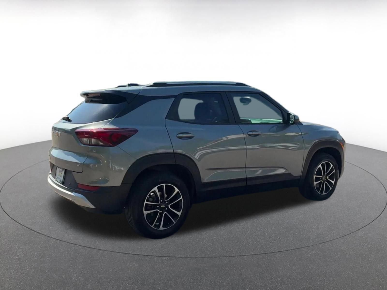 Thumbnail: 2025 Chevrolet TrailBlazer - 15