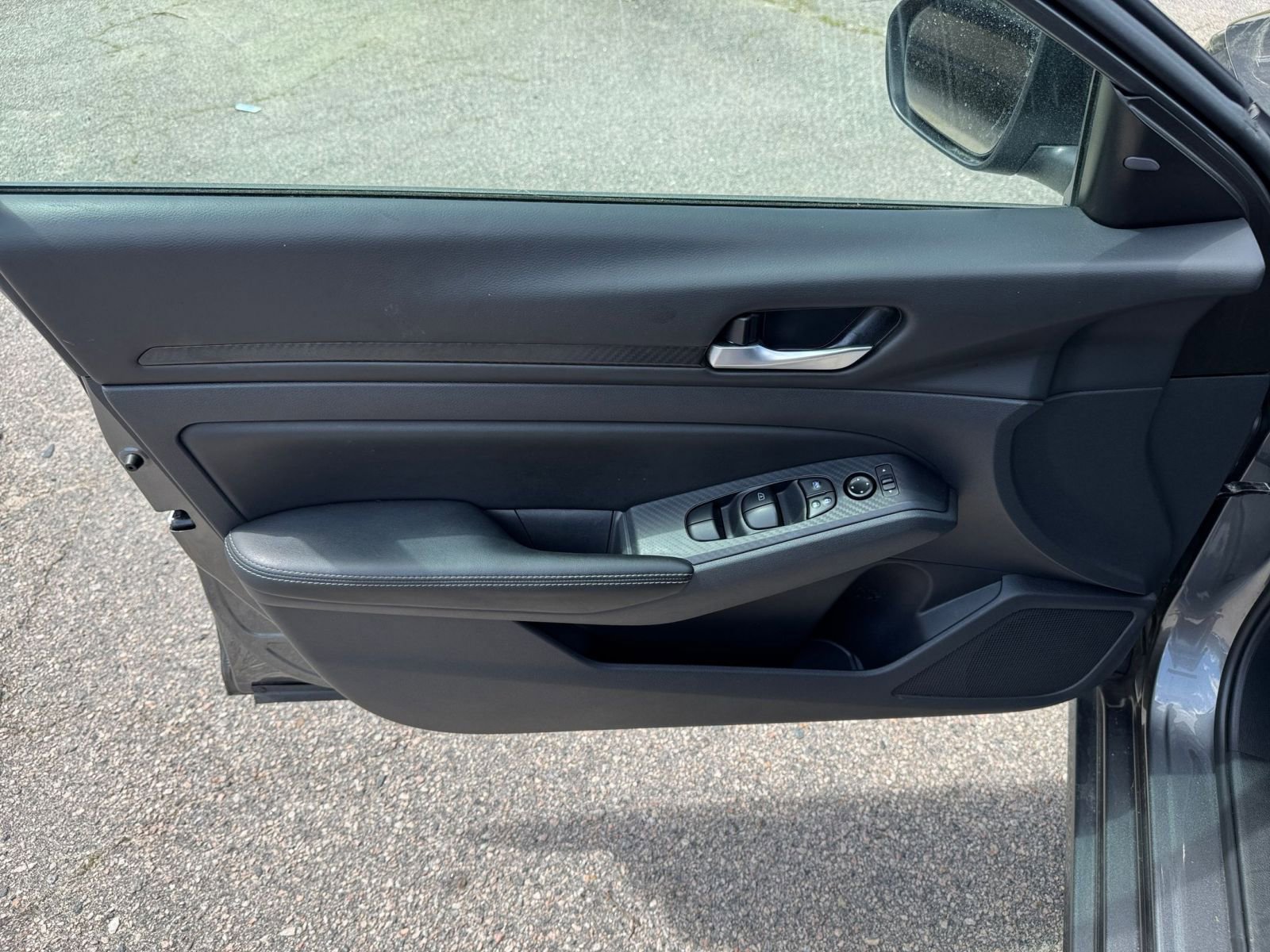 Thumbnail: 2025 Nissan Altima - 18