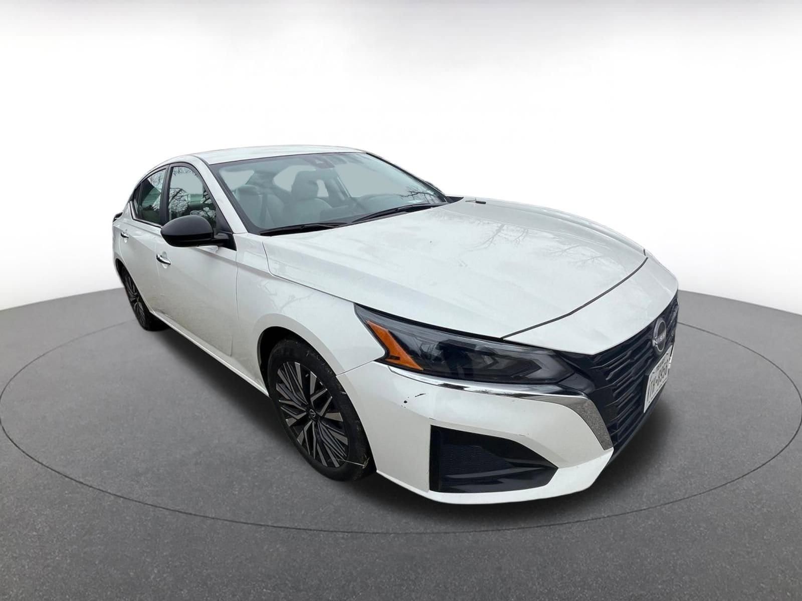 Thumbnail: 2025 Nissan Altima - 1