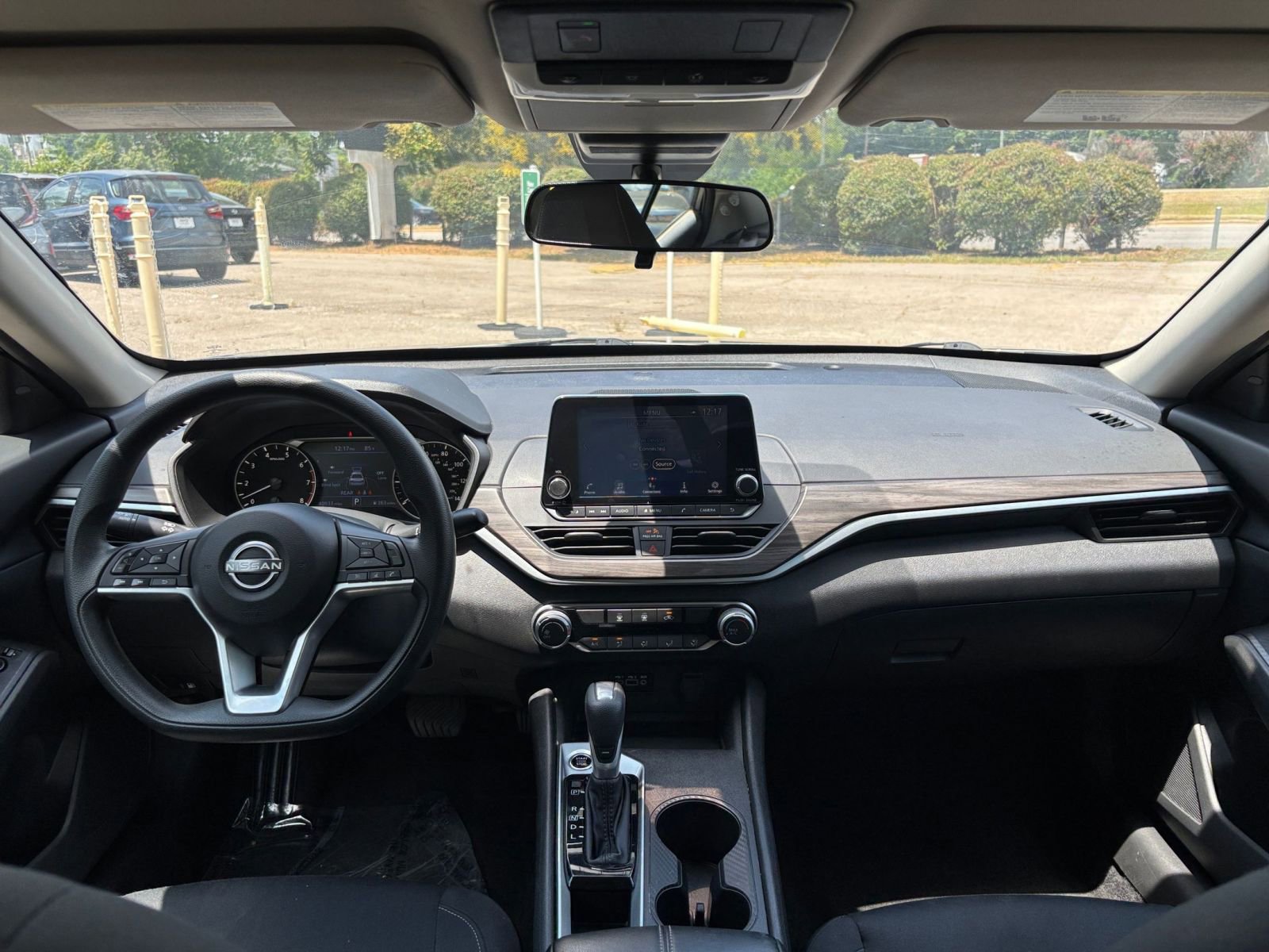 Thumbnail: 2025 Nissan Altima - 29