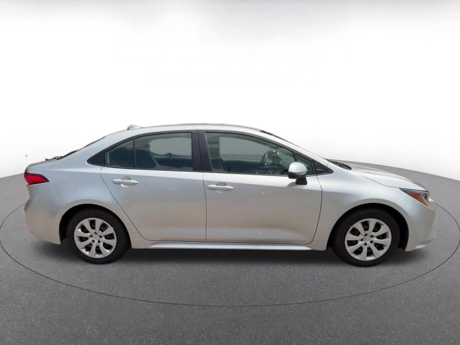 Thumbnail: 2025 Toyota Corolla - 16