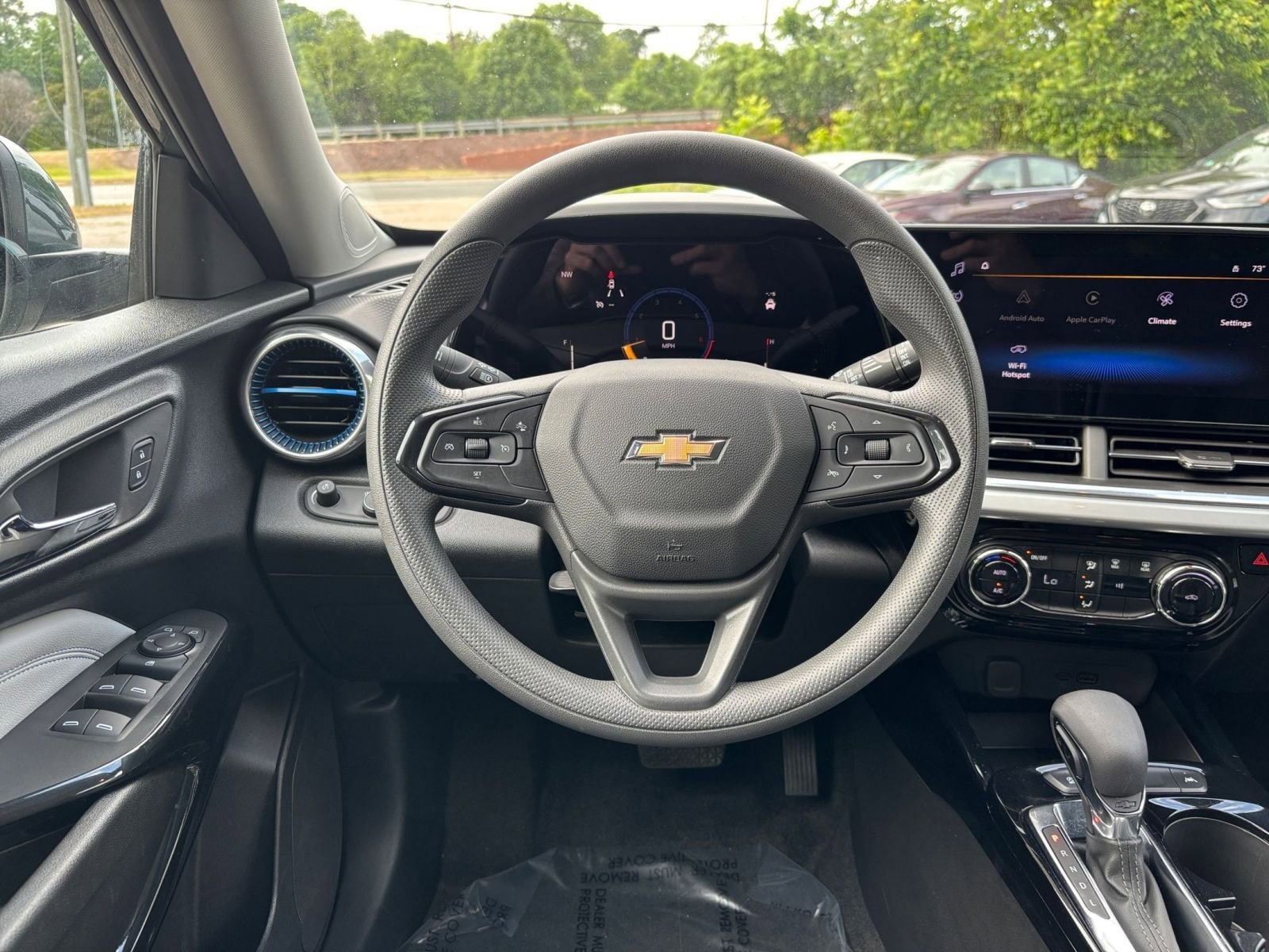 Thumbnail: 2025 Chevrolet Trax - 33