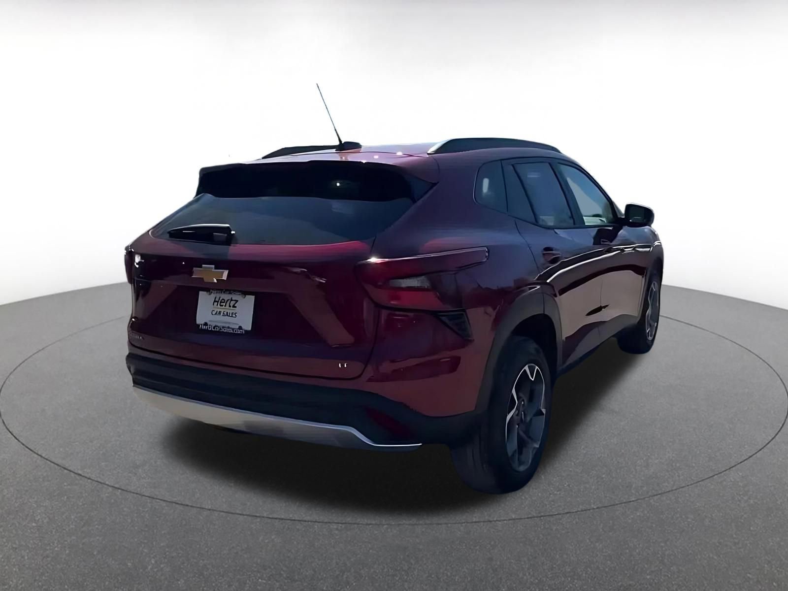 Thumbnail: 2025 Chevrolet Trax - 14