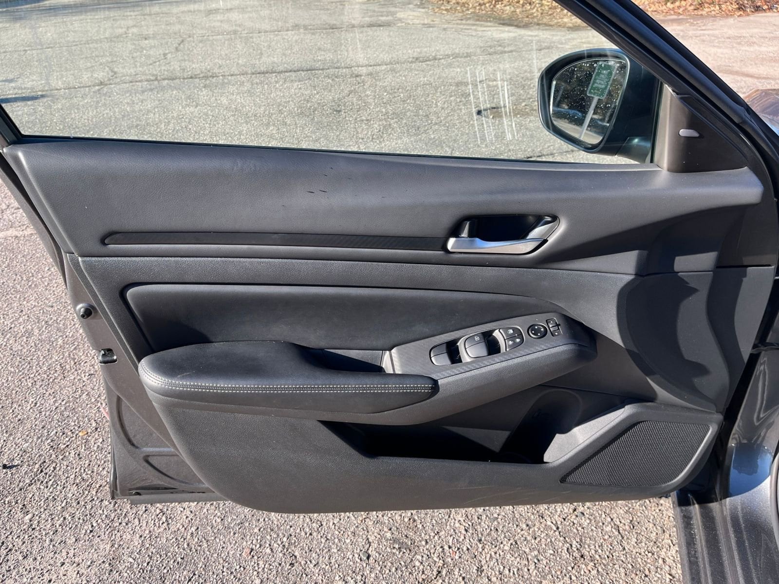 Thumbnail: 2025 Nissan Altima - 18