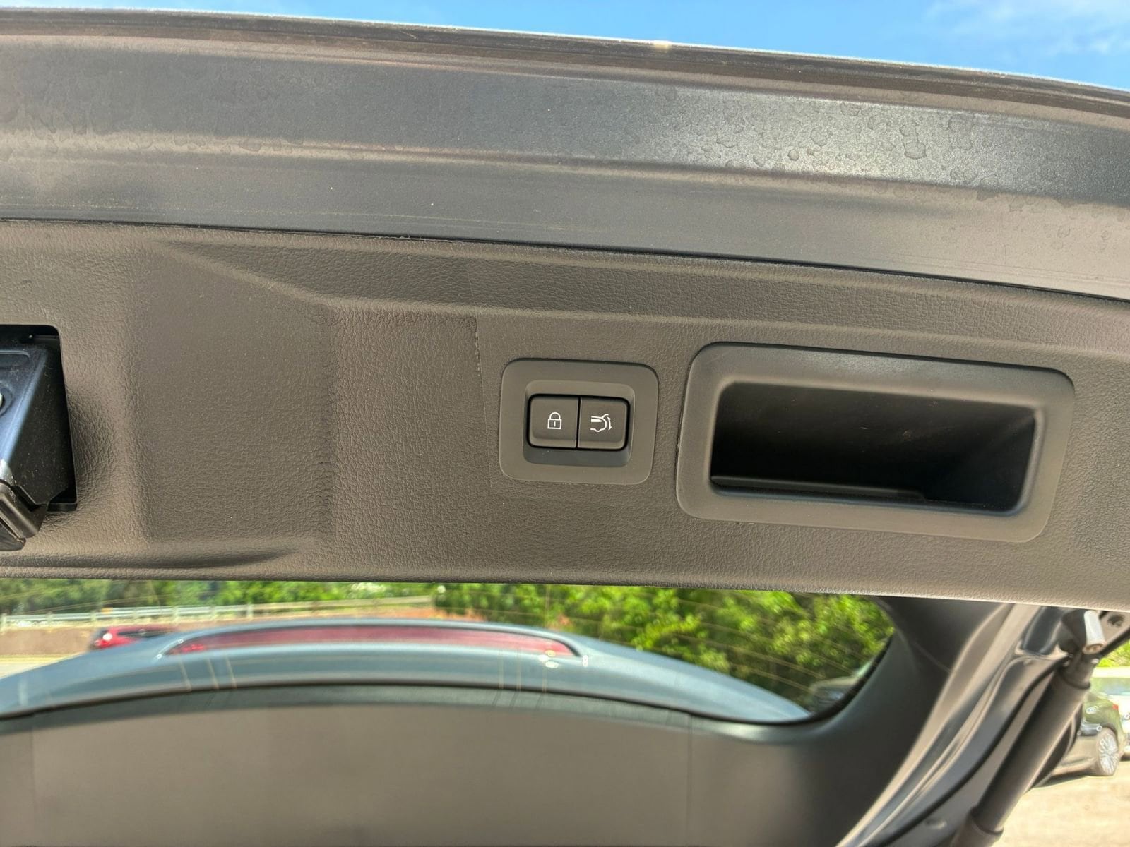 Thumbnail: 2025 Mazda CX-50 - 22