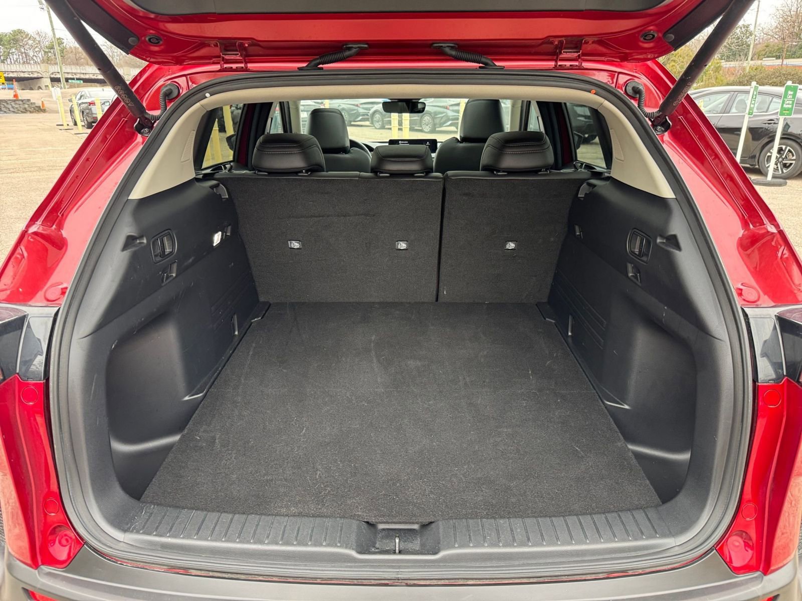 Thumbnail: 2025 Mazda CX-50 - 29