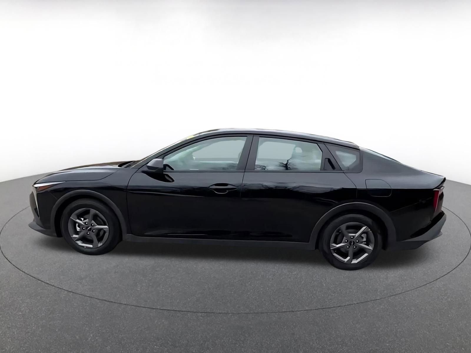 Thumbnail: 2025 Kia K4 - 10