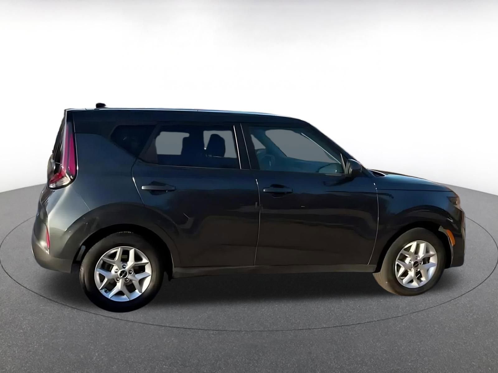 Thumbnail: 2025 Kia Soul - 16
