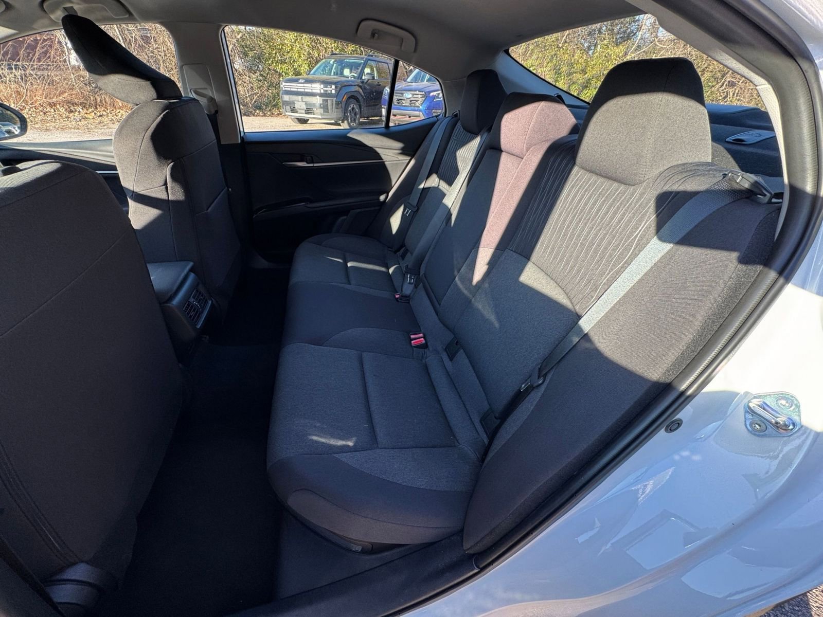 Thumbnail: 2025 Toyota Camry - 32