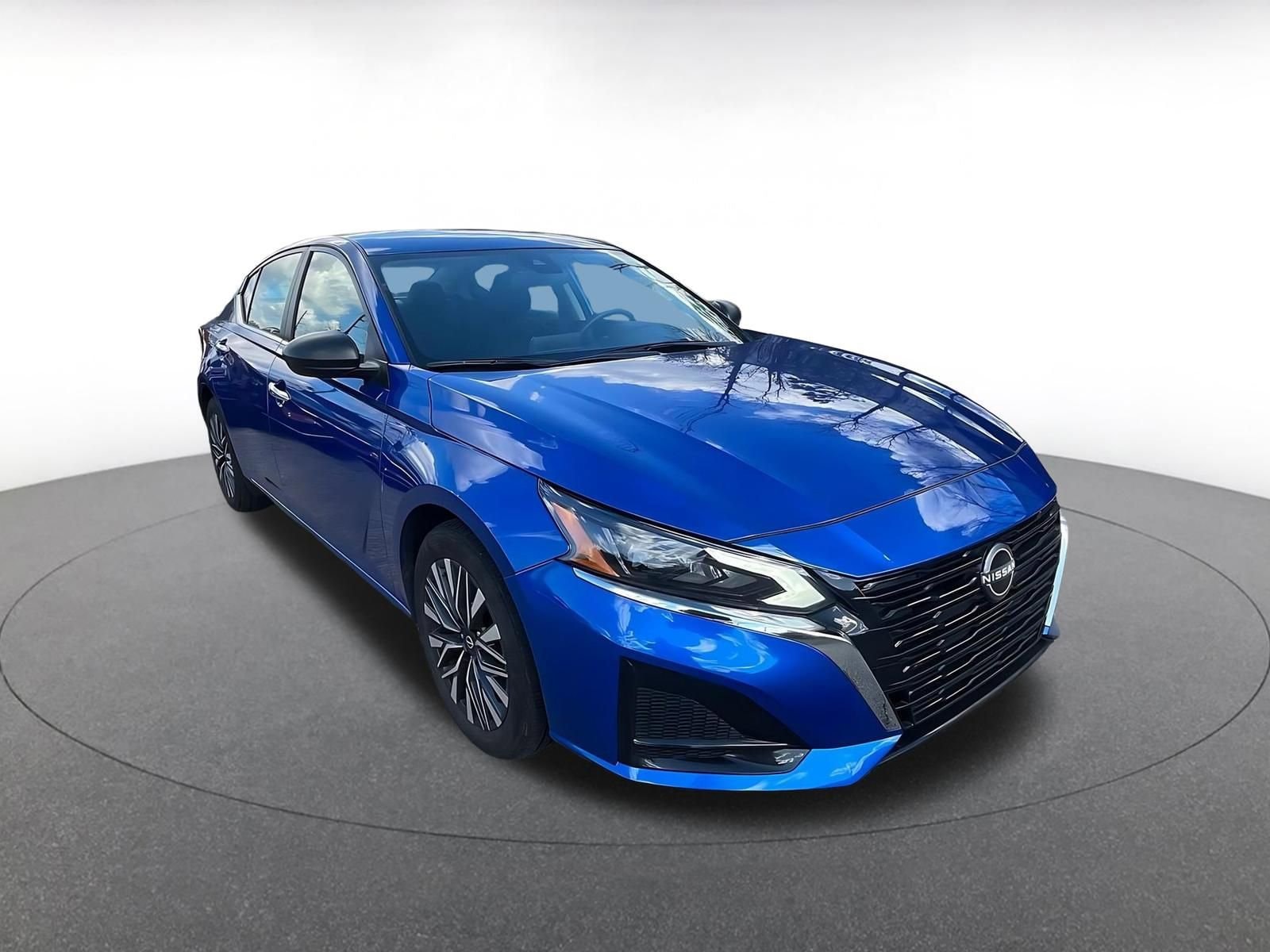 Thumbnail: 2025 Nissan Altima - 1