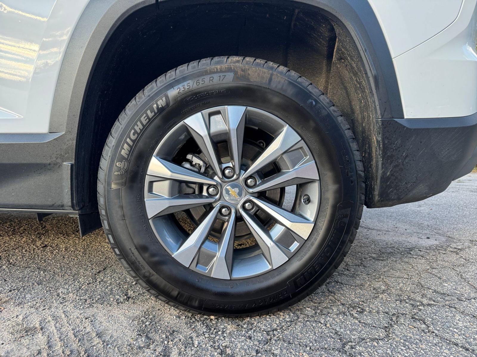 Thumbnail: 2025 Chevrolet Equinox - 24