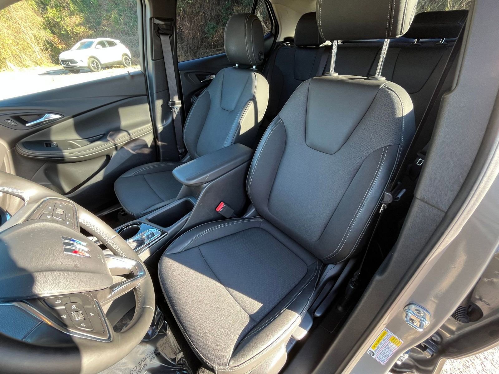 Thumbnail: 2025 Buick Encore GX - 31