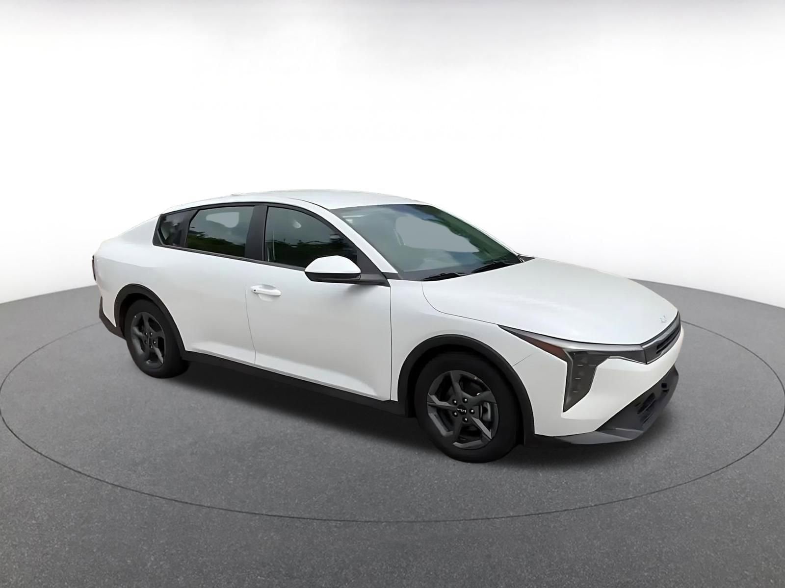 Thumbnail: 2025 Kia K4 - 2