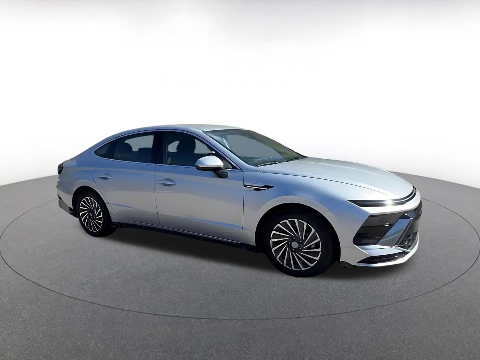 Thumbnail: 2025 Hyundai Sonata - 2