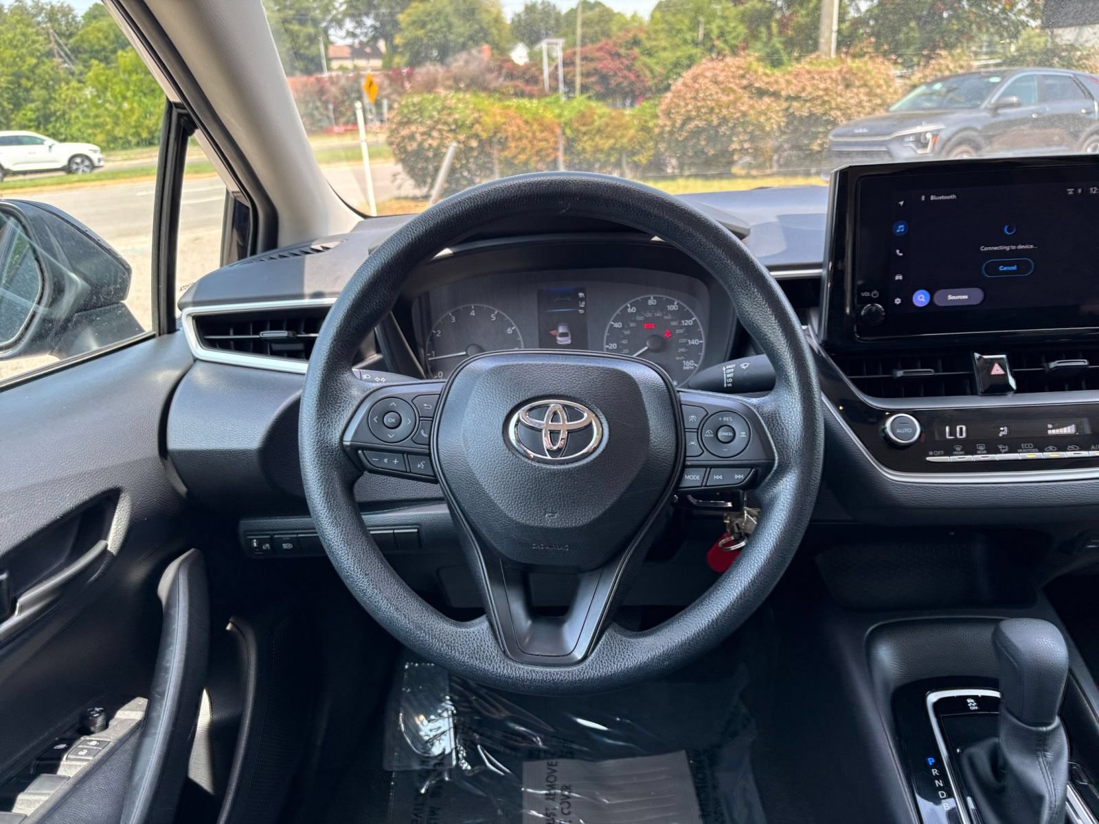 Thumbnail: 2025 Toyota Corolla - 32