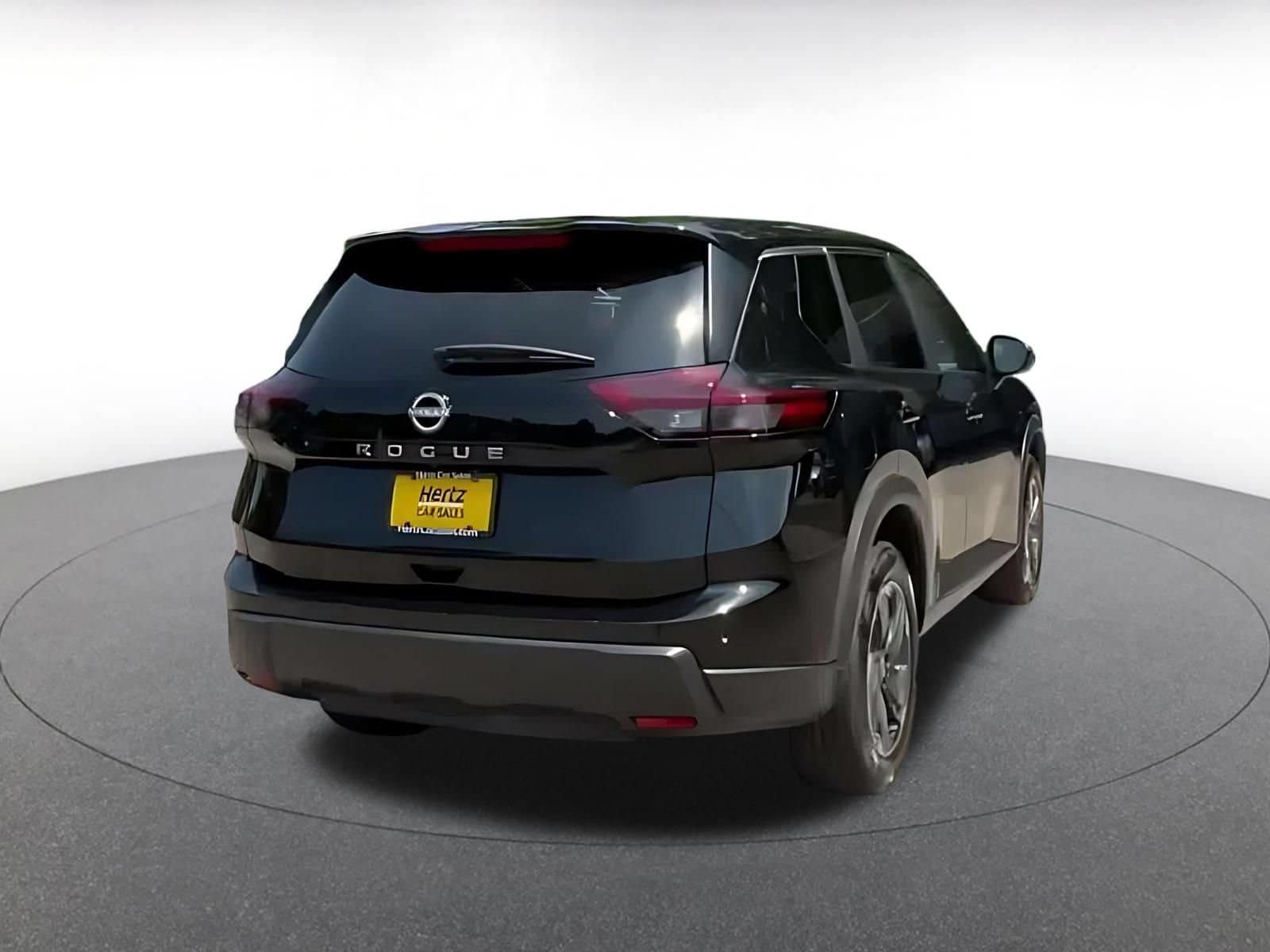 Thumbnail: 2025 Nissan Rogue - 15