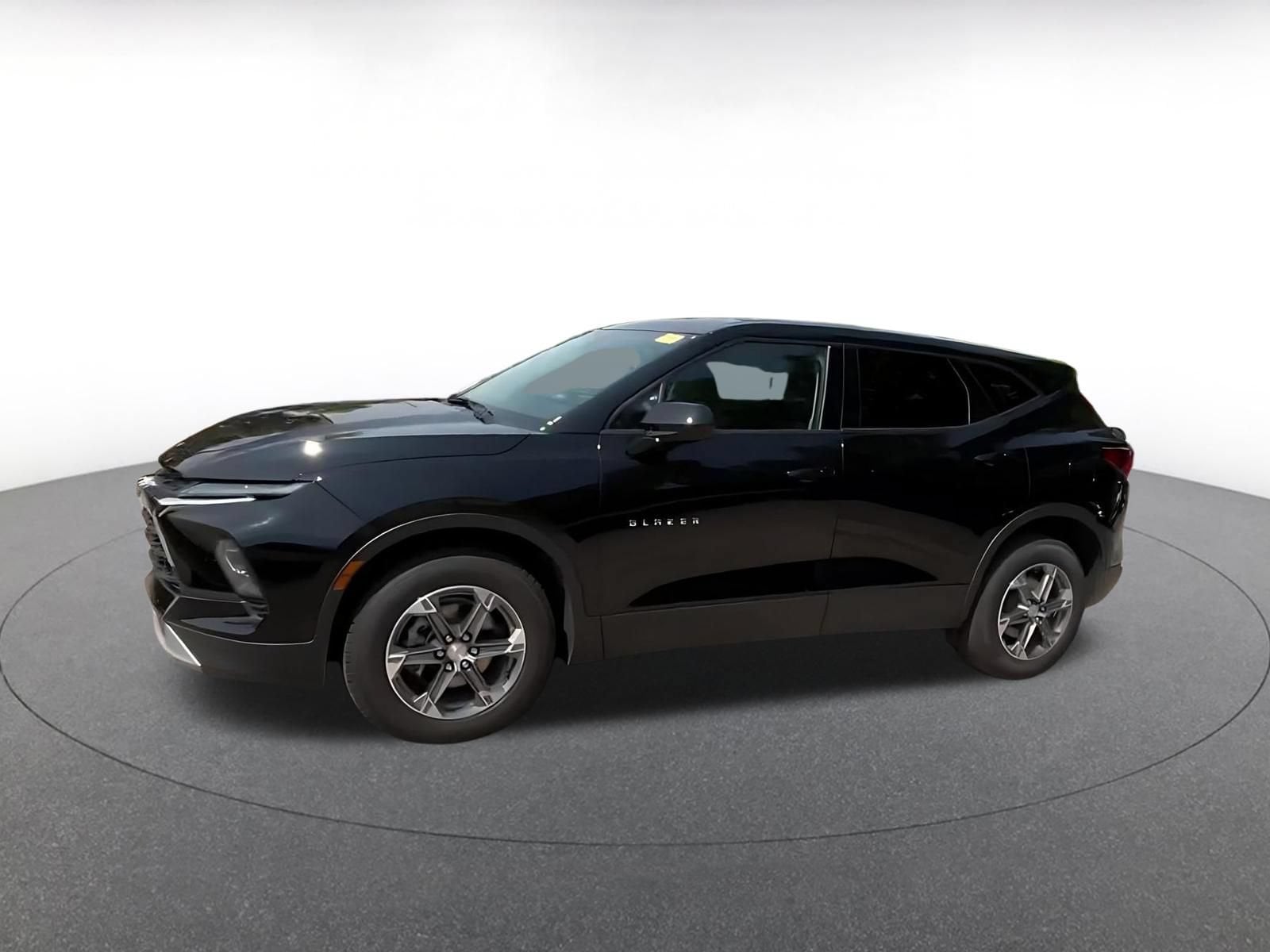 Thumbnail: 2026 Chevrolet Blazer - 8