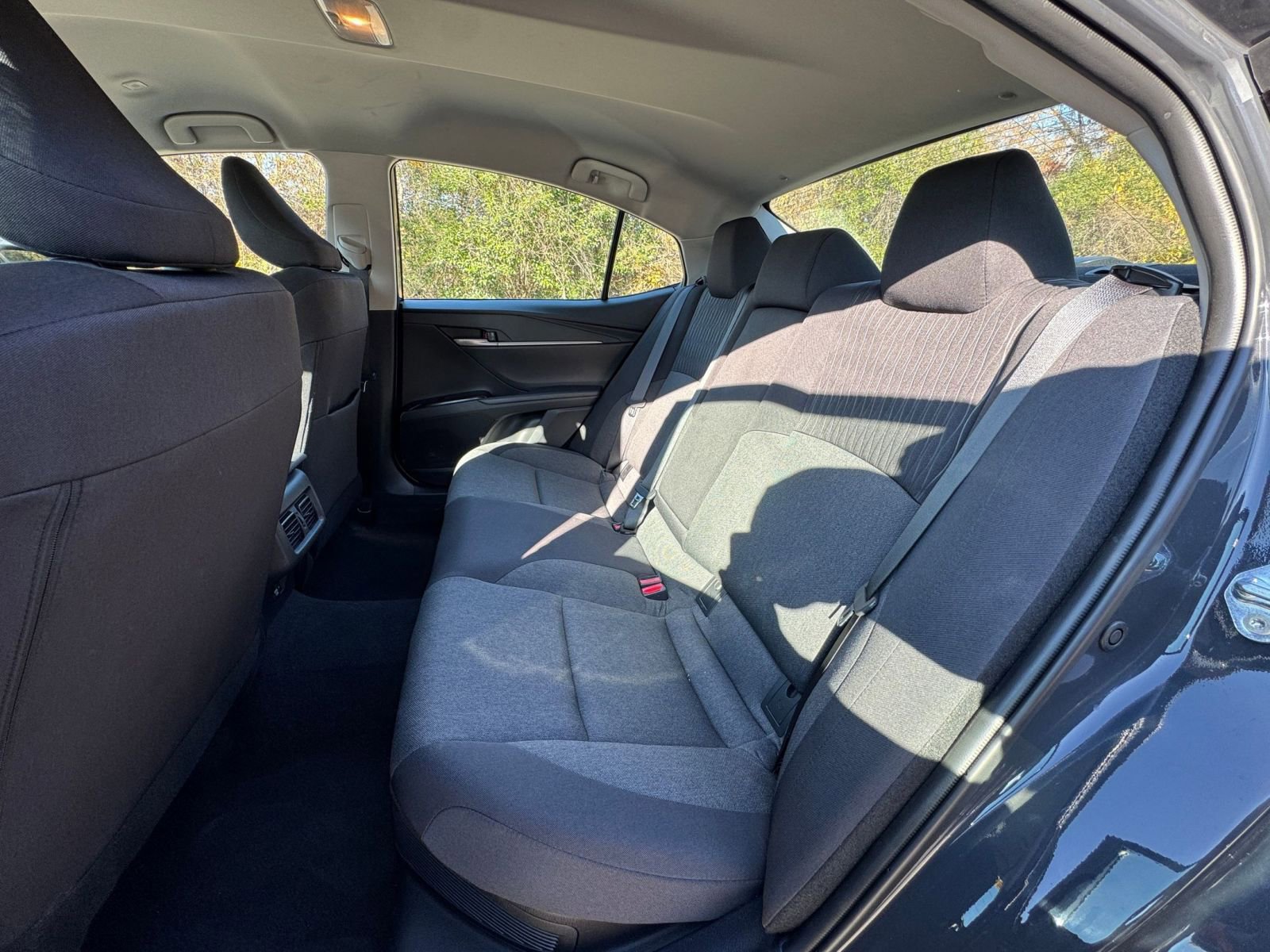 Thumbnail: 2025 Toyota Camry - 32