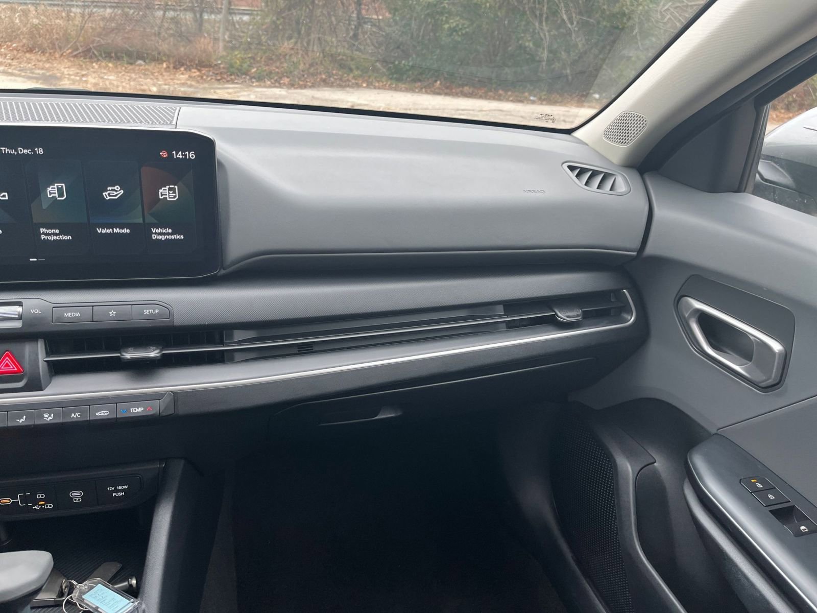 Thumbnail: 2025 Kia K4 - 31