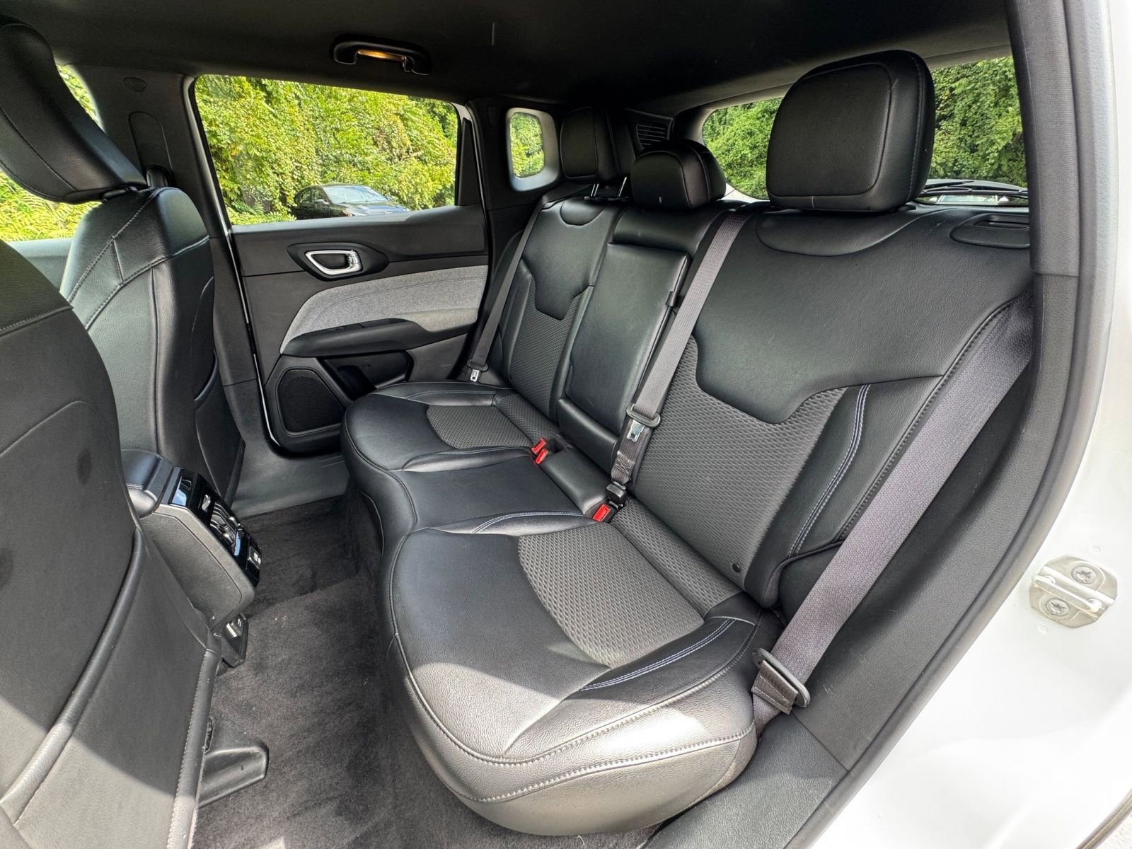 Thumbnail: 2023 Jeep Compass - 32