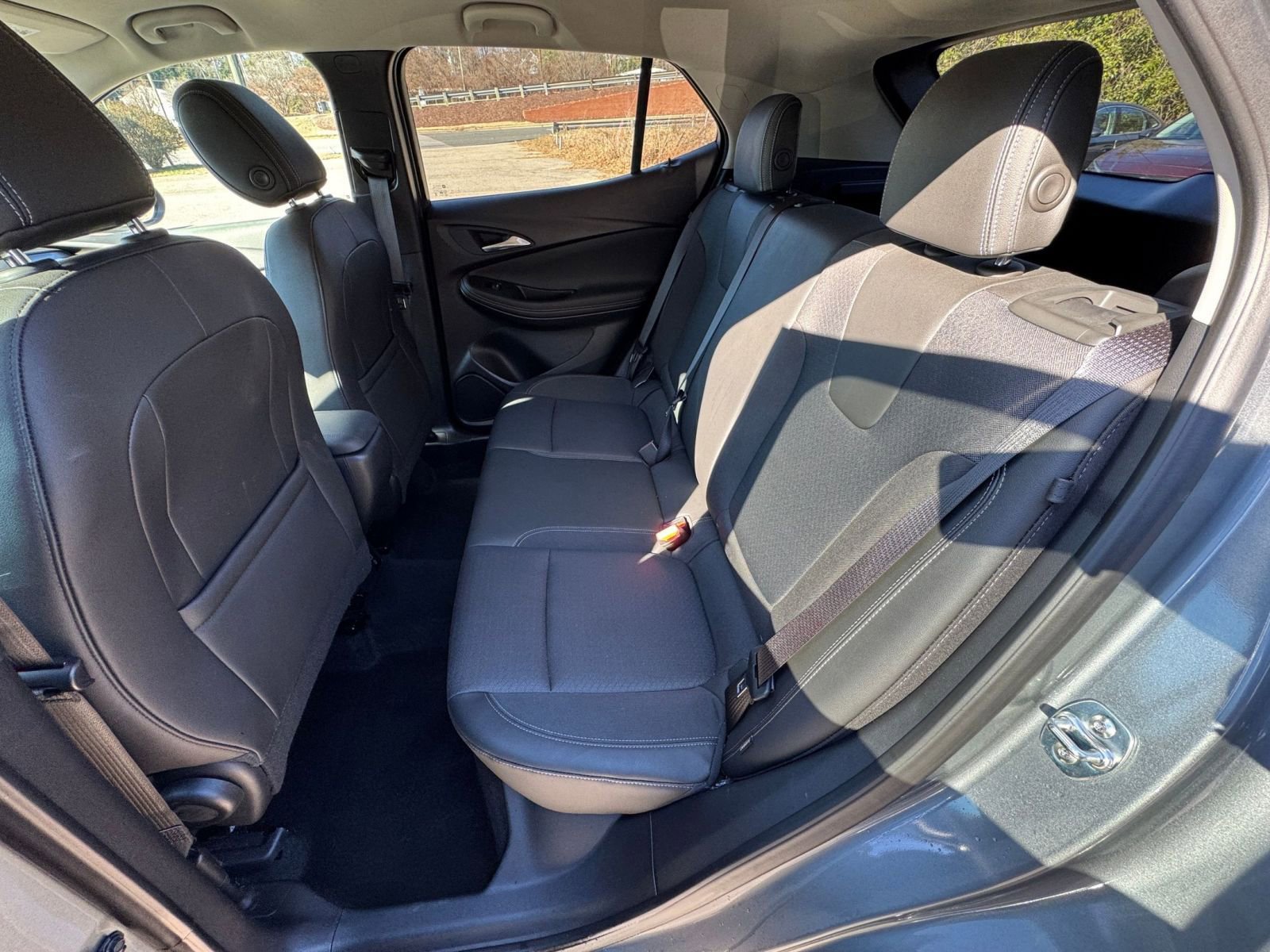 Thumbnail: 2025 Buick Encore GX - 32