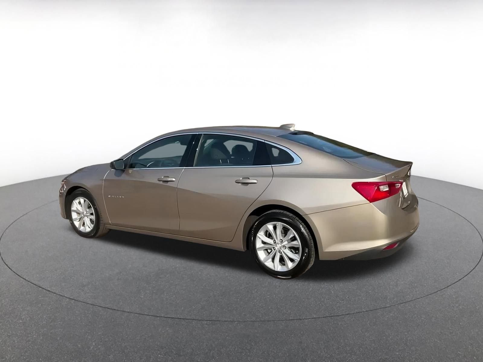 2023 Chevrolet Malibu LT 8