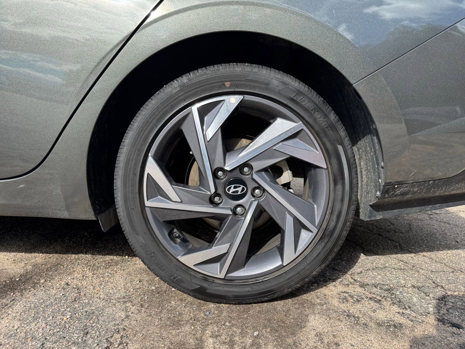 Thumbnail: 2025 Hyundai Elantra - 24