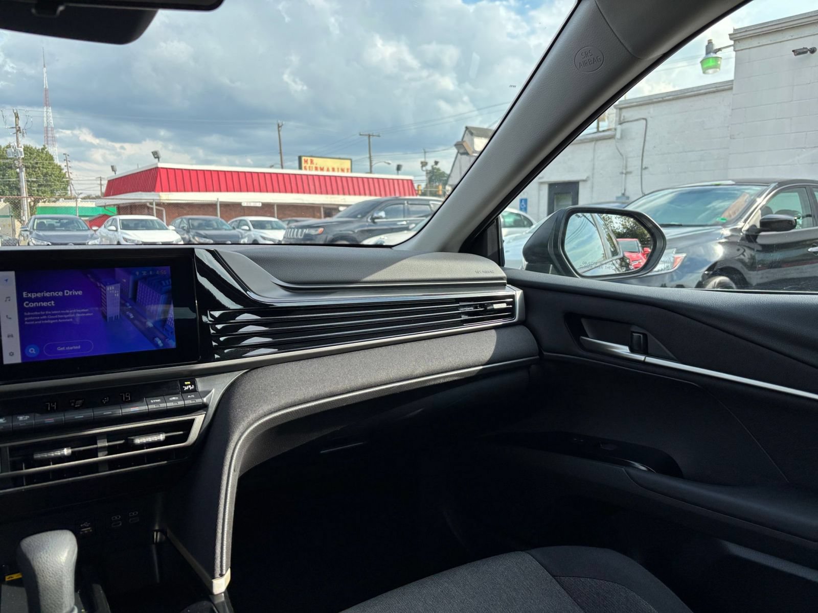 Thumbnail: 2025 Toyota Camry - 33