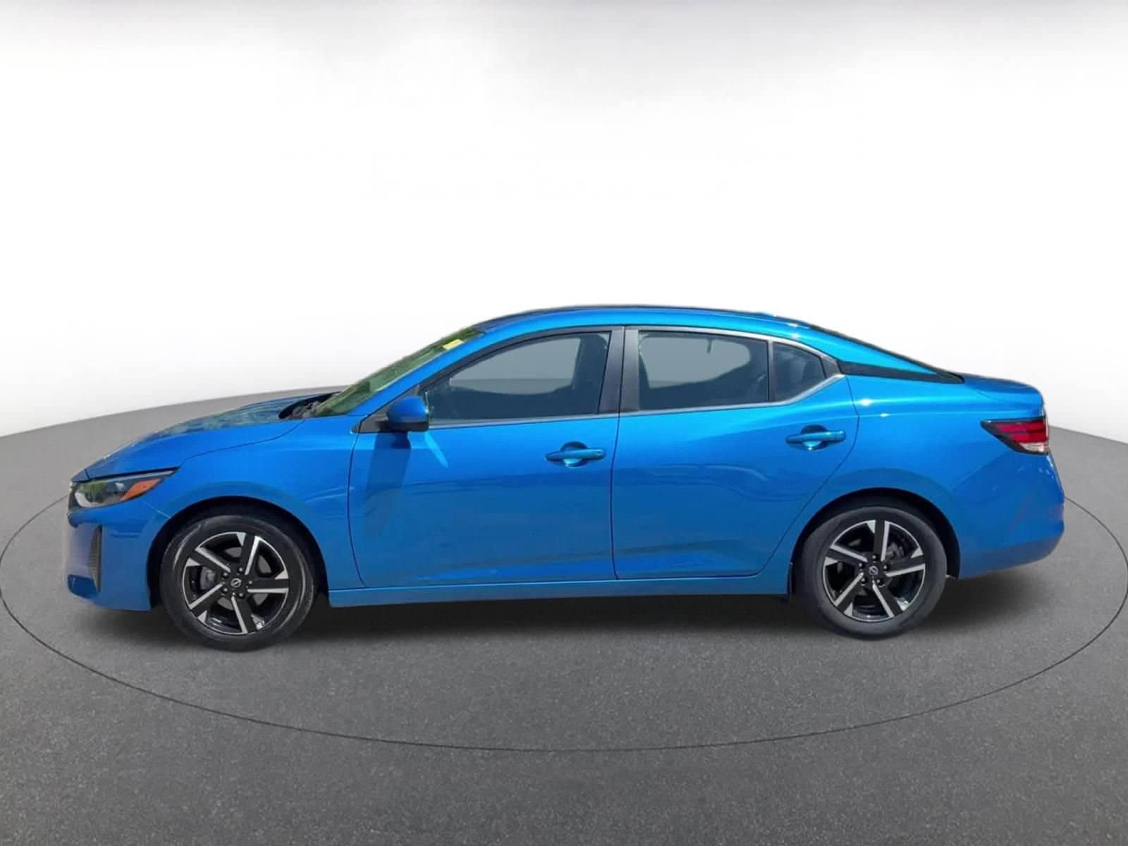Thumbnail: 2025 Nissan Sentra - 9
