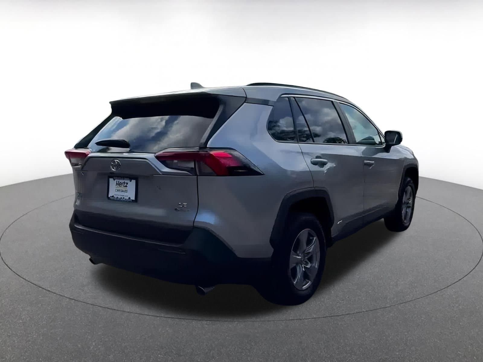 Thumbnail: 2025 Toyota RAV4 - 14