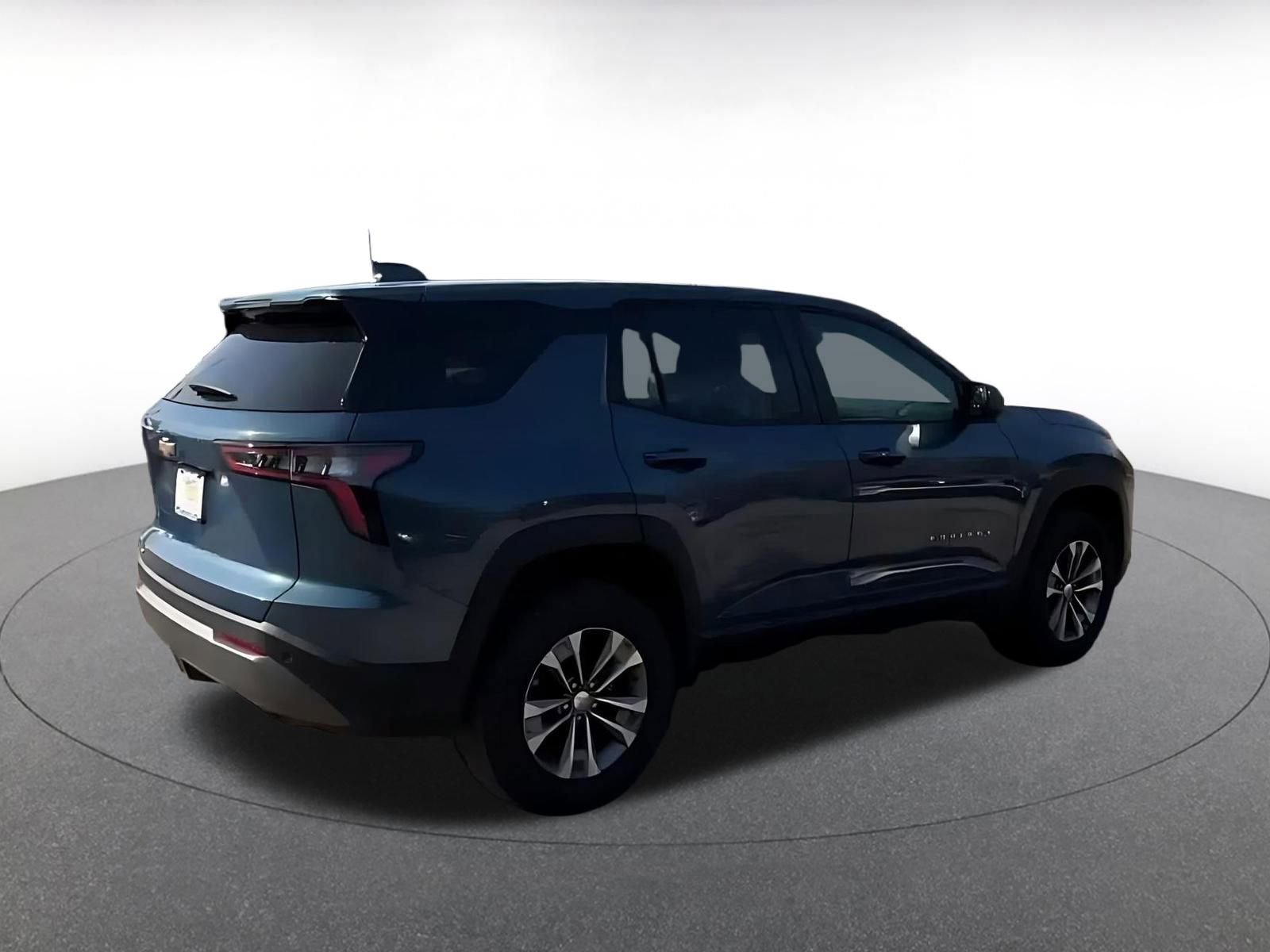 Thumbnail: 2025 Chevrolet Equinox - 15