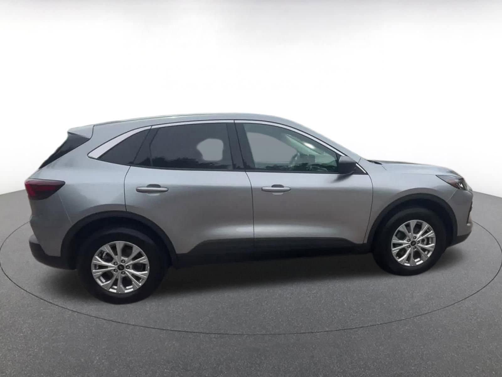 Thumbnail: 2024 Ford Escape - 16