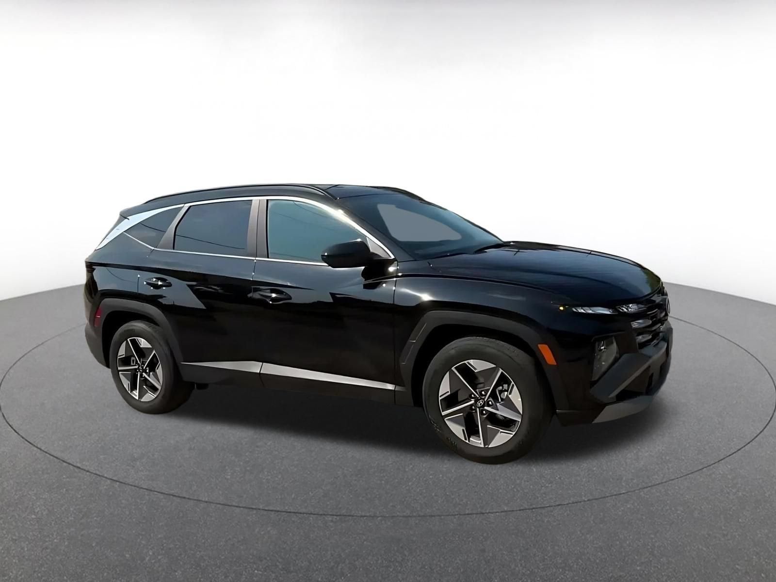 Thumbnail: 2026 Hyundai Tucson - 2